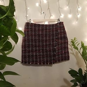 Cute plaid mini skirt NEW WITH TAGS